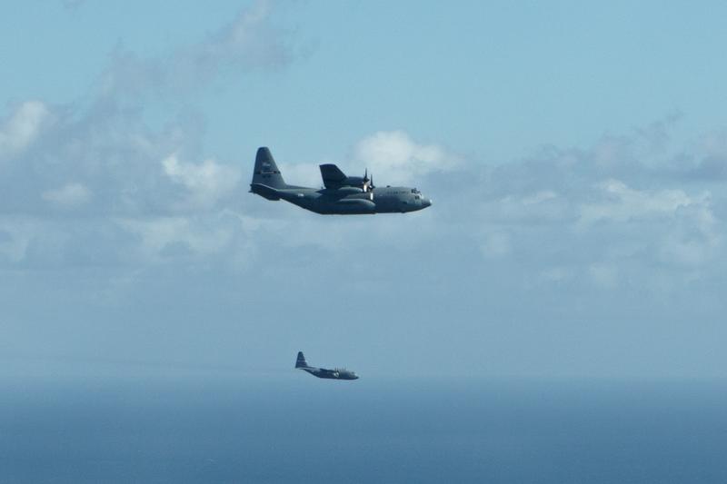 Hercs in line-abreast formation
